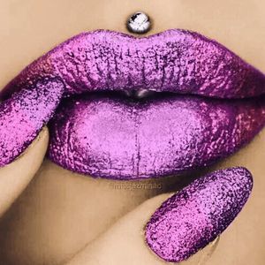 Meet your Posher, Priscilla